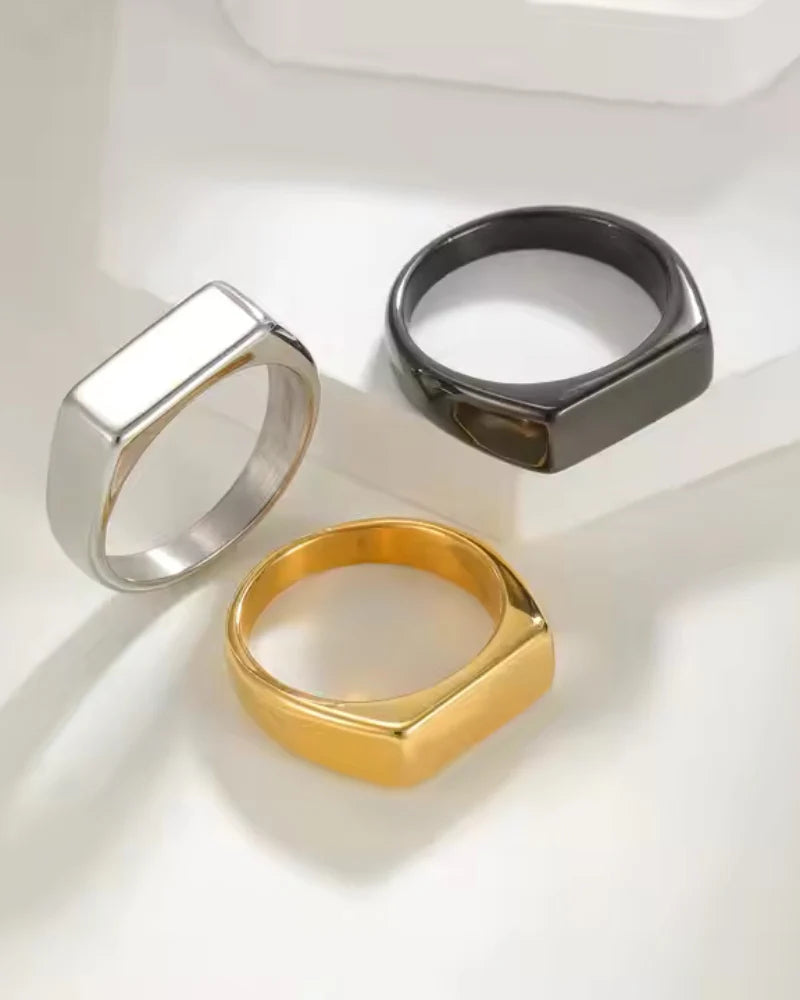 Onyx Ring